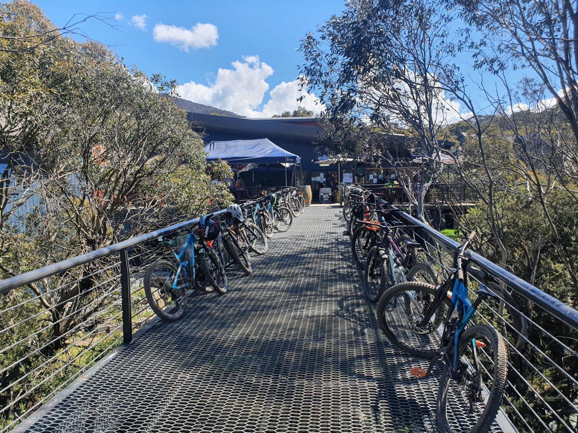 The River Inn Thredbo Kültér fotó